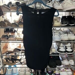 Cynthia Steffe Black Sleeveless Sheath Top